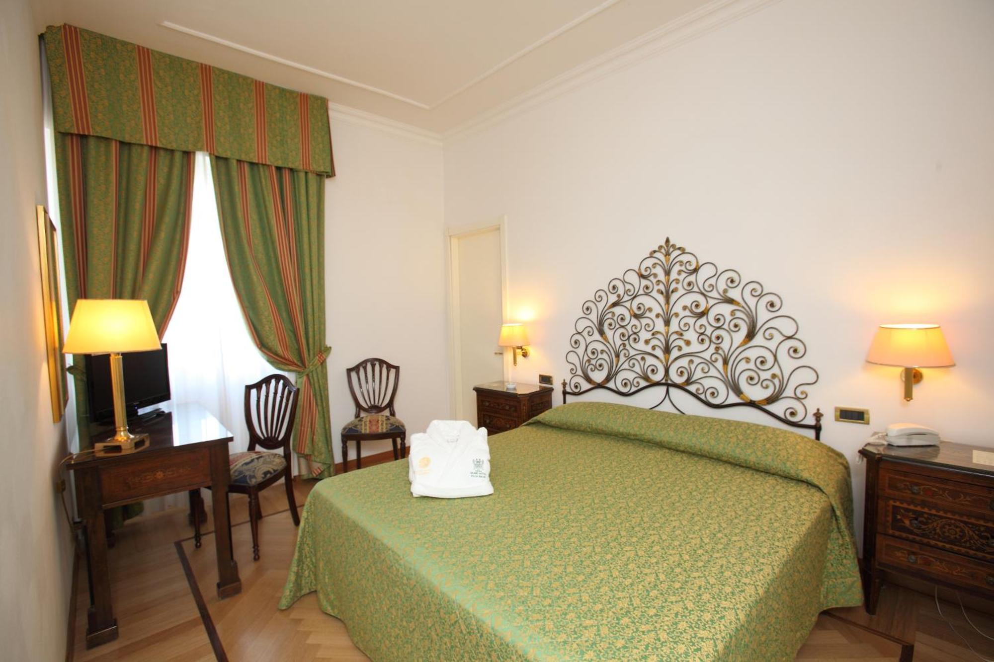 Double Room,62181736:JPEG